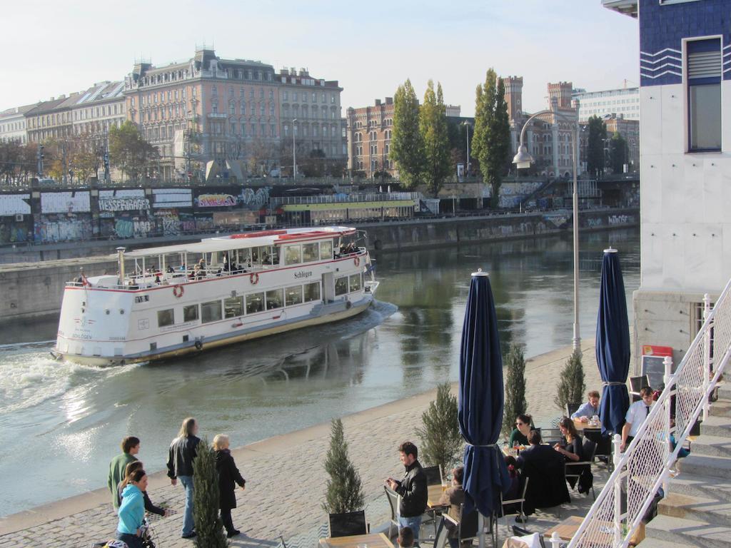 Wohnen Im Herzen Von Wien At The Waterfront Esterno foto